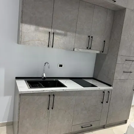 Blue Heaven Apartment *