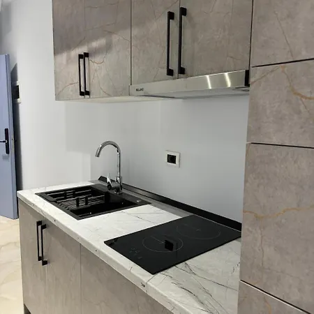 Blue Heaven Apartment *